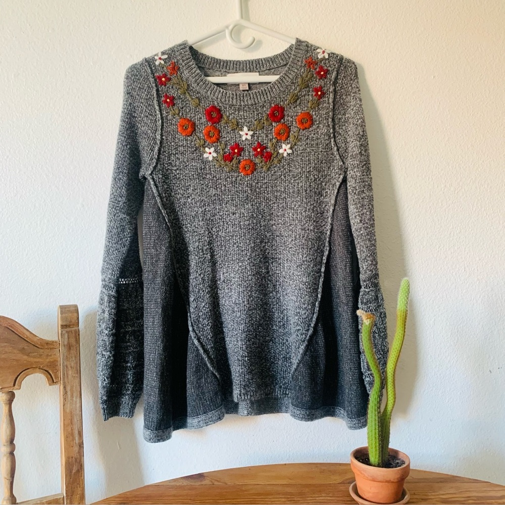 🌻2/$10 Knox Rose Charcoal Knit Top